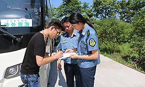 峨眉山市：重拳出击整治旅游市场秩序