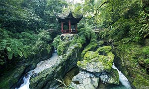 峨眉山国际登山节将举行 游玩注意避开登山线路